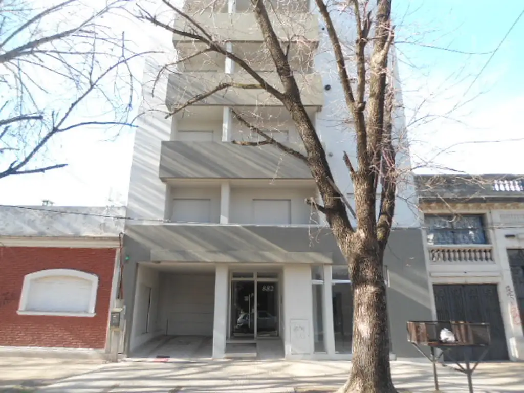 DEPARTAMENTO EN VENTA - LA PLATA