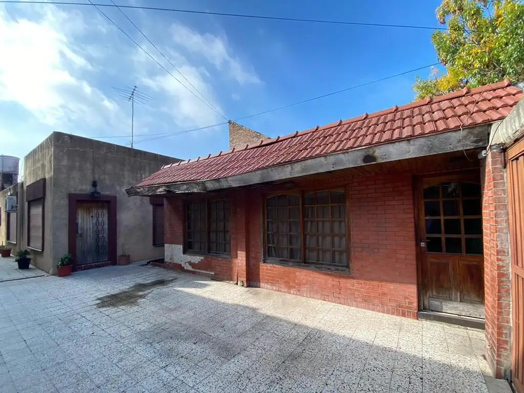 APTO MULTIFAMILIAR - 3 AMBIENTES A LA CALLE   ESPACIO MULTIUSO DE 25m2 CON BAÑO VICENTE LOPEZ VILLA