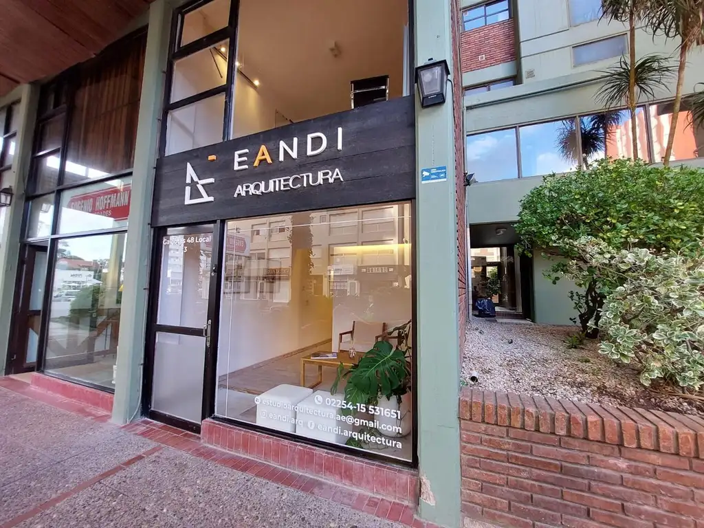 Local Comercial - Pinamar Centro/Playa - IDEAL OFICINA