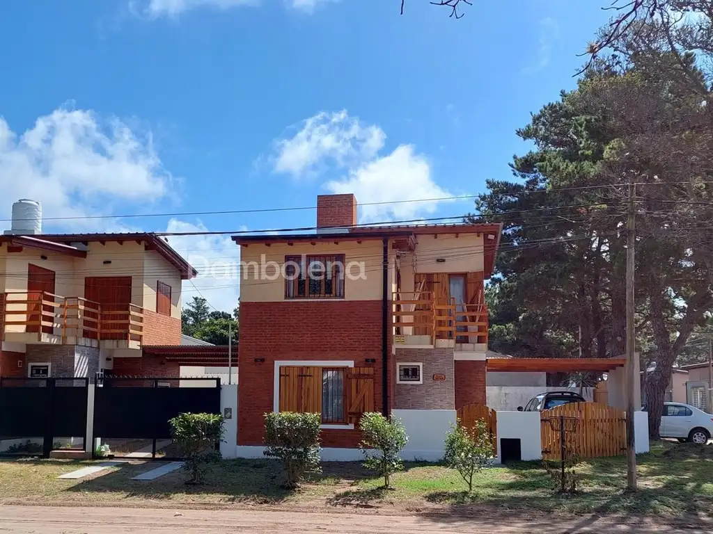 Departamento Dúplex  en Venta en San Bernardo, Costa Atlántica, Buenos Aires