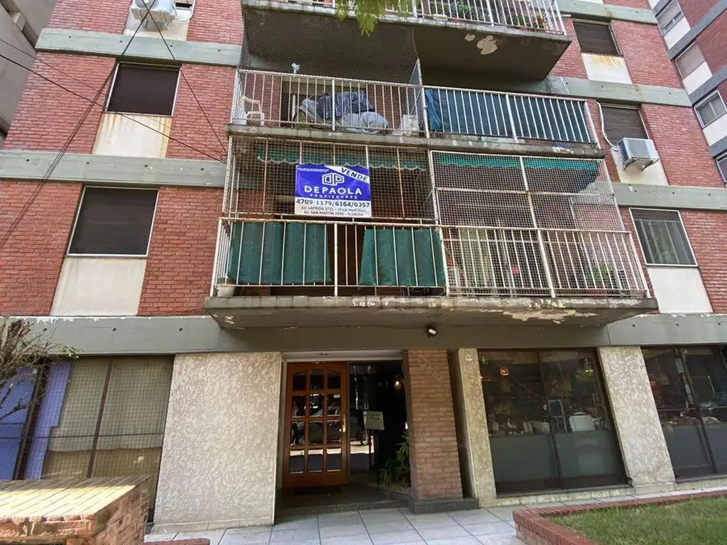 VENTA Departamento 4 Ambientes 3 dormitorios - Balcon - VICENTE LOPEZ - VILLA MARTELLI BARRIO CALESI