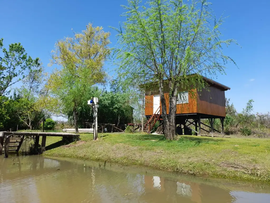 Casa en venta - 1 dormitorio 1 baño - 2000mts2 totales - Tigre