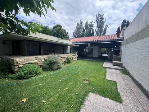 Casa - Venta - Argentina, Guaymallén - BANDERA DE LOS ANDES 5100