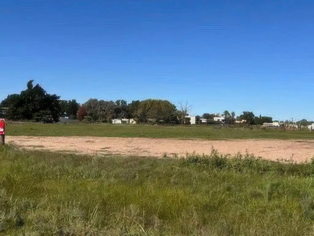 Terrenos en venta - 638Mts2 - Carmen de Areco