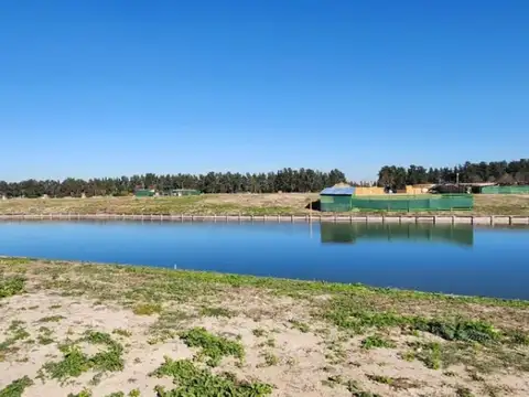 Excelente Lote al agua en barrio Los Puentes Nordelta