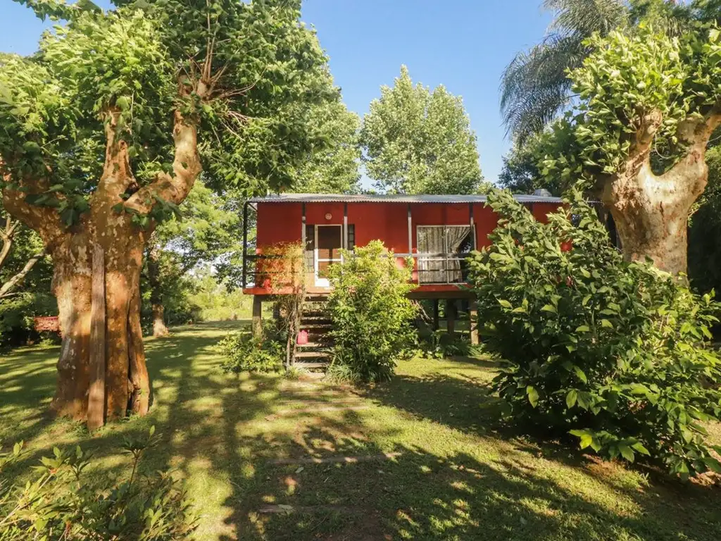 Hermosa casa en el delta, Canal Arias