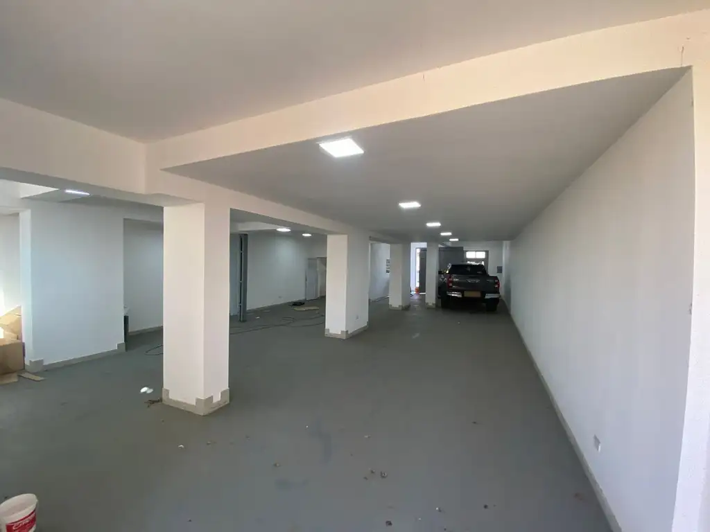 LOCAL COMERCIAL EN VENTA MATHEU