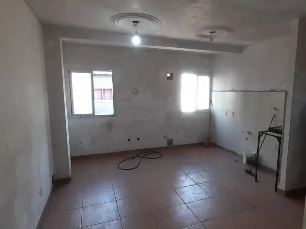 DEPARTAMENTO EN CIUDAD EN VENTA