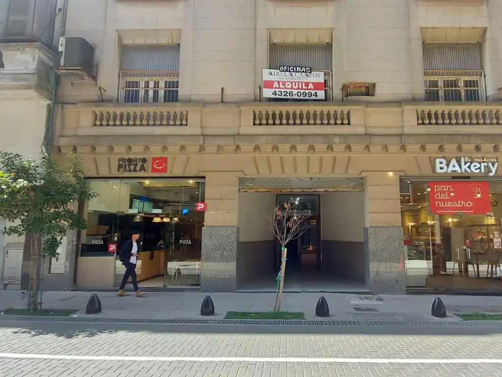 Edificio Comercial en  Sarmiento