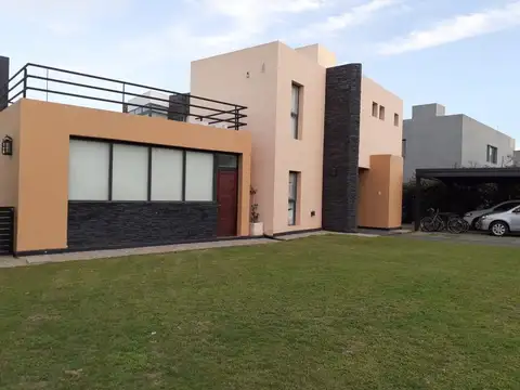 Casas en Venta en Valle Escondido - Argenprop