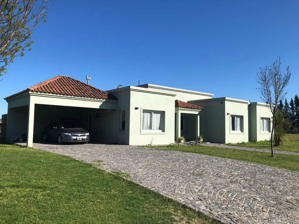 Casa  en Venta ubicado en Santa Teresa, Villanueva, Tigre