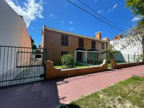 CASAS - CHALET - CENTRO, RESISTENCIA