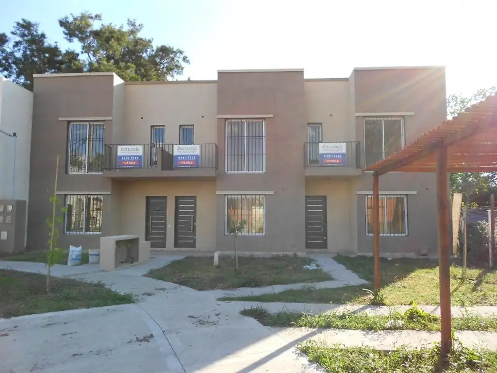 DUPLEX A ESTRENAR :: 4 AMBIENTES :: ITUZAINGO