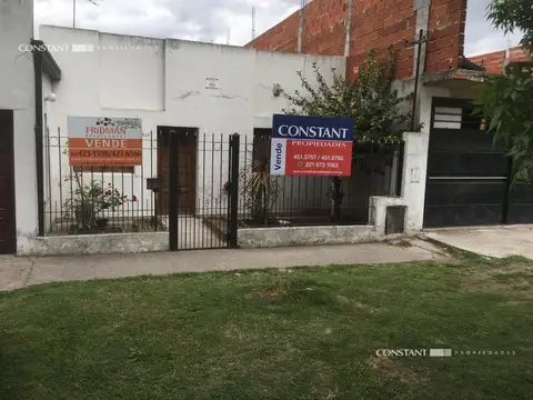 Casa en venta de 1 dormitorio con cochera en La Plata