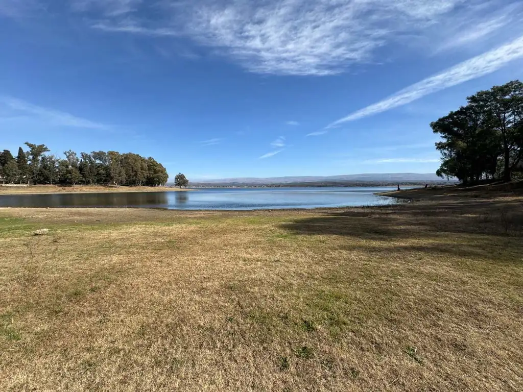 VENTA CASA 2 DORM BAJADA AL LAGO LOS REARTES