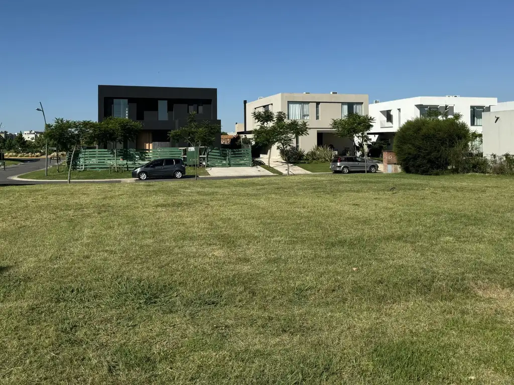 Lote en venta en Casta?os Nordelta en venta