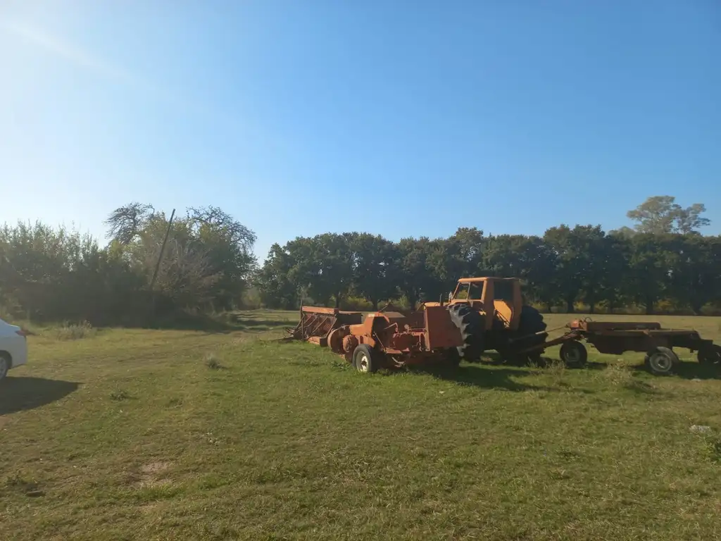 Campo de 12 has, a 2 km de ruta en venta