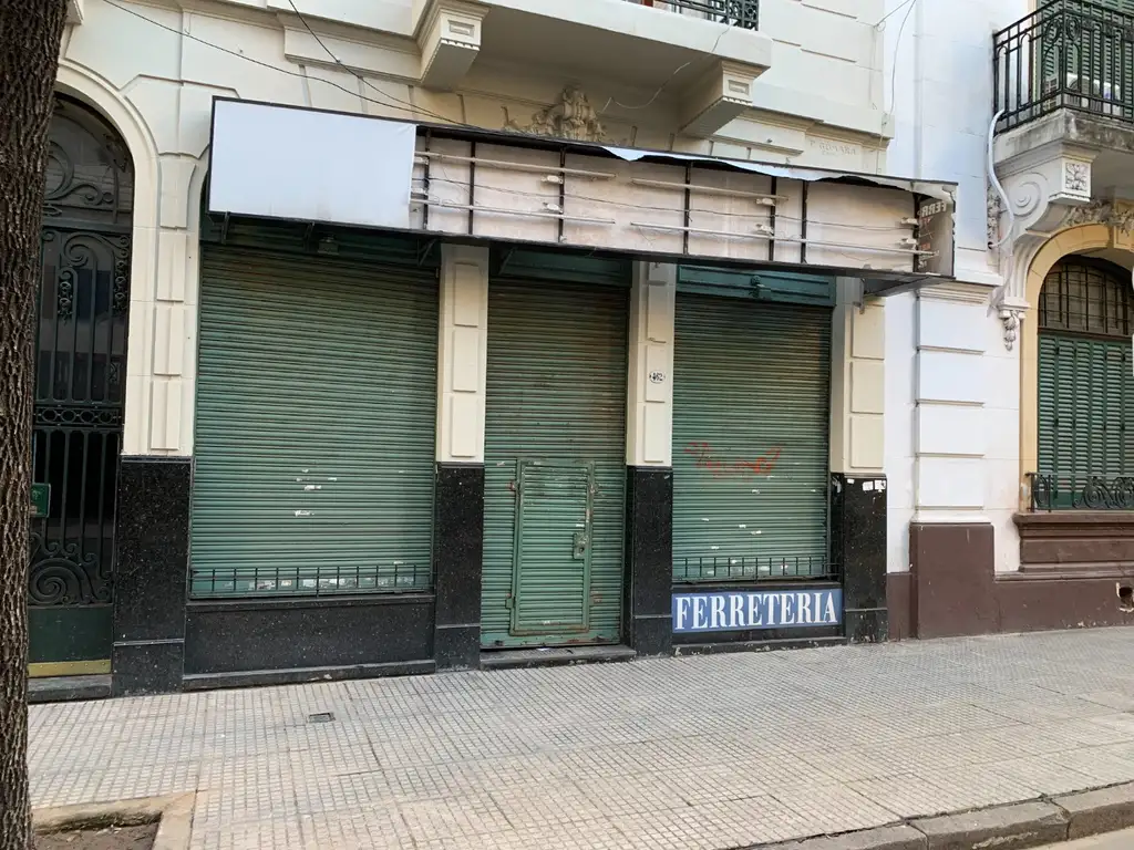 Sin expensas, local con vivienda