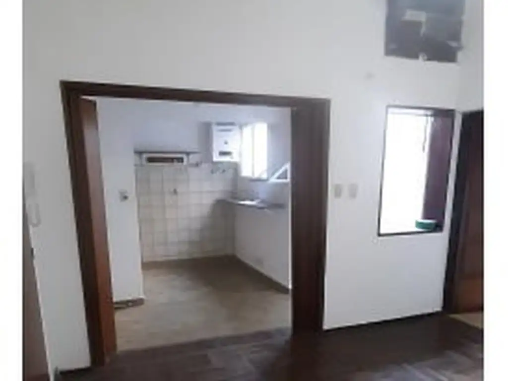 ALQUILER  DEPARTAMENTO DE UN DORMITORIO MAS COMODÍN EN ZONA CENTRO ROSARIO