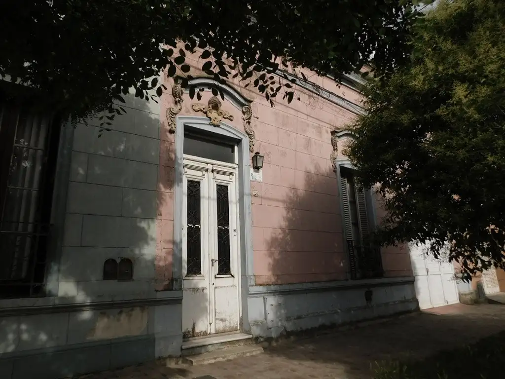 CASA EN VENTA EN CHASCOMUS.