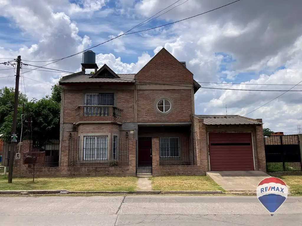 CASA 5 AMBIENTES EN VENTA LA MATANZA CON PILETA