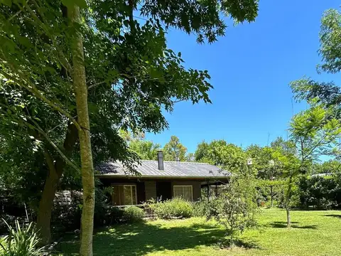 Venta - Casa - Barrio Los Pinos - Exaltación de la Cruz