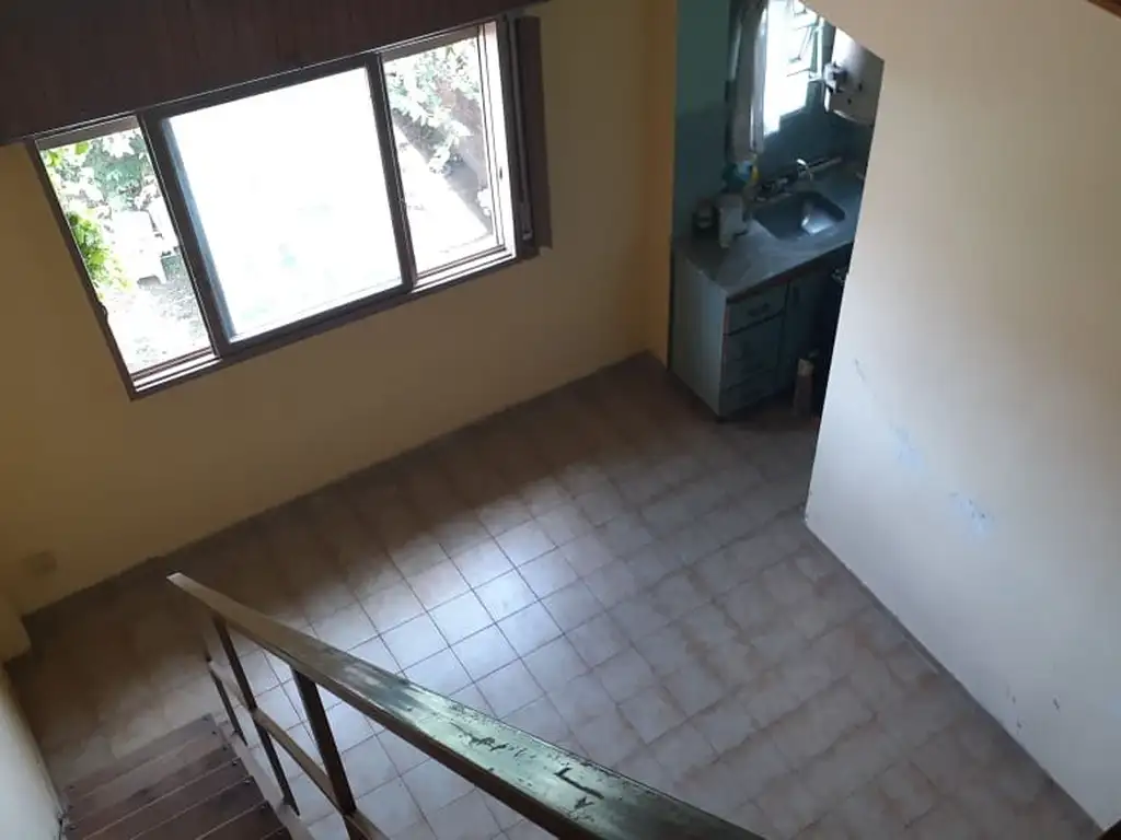 DEPARTAMENTO 2 AMB CFTE 3 ER PISO X ESCALERA BAJAS EXPENSAS