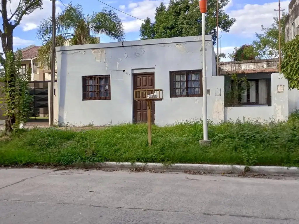 Casa dentro de los 4 Boulevares