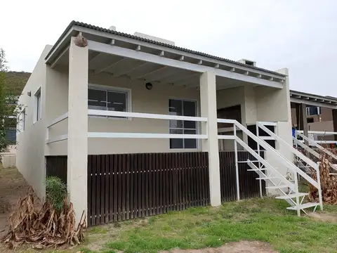 Casa Super Amplia en Venta en B° La Cuesta