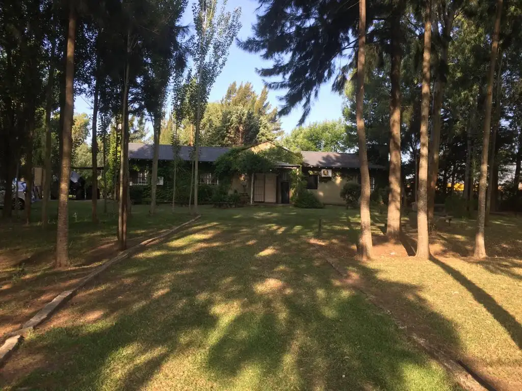 Quinta en venta - 2 dormitorios 1 baño - 15000mts2  - Abasto