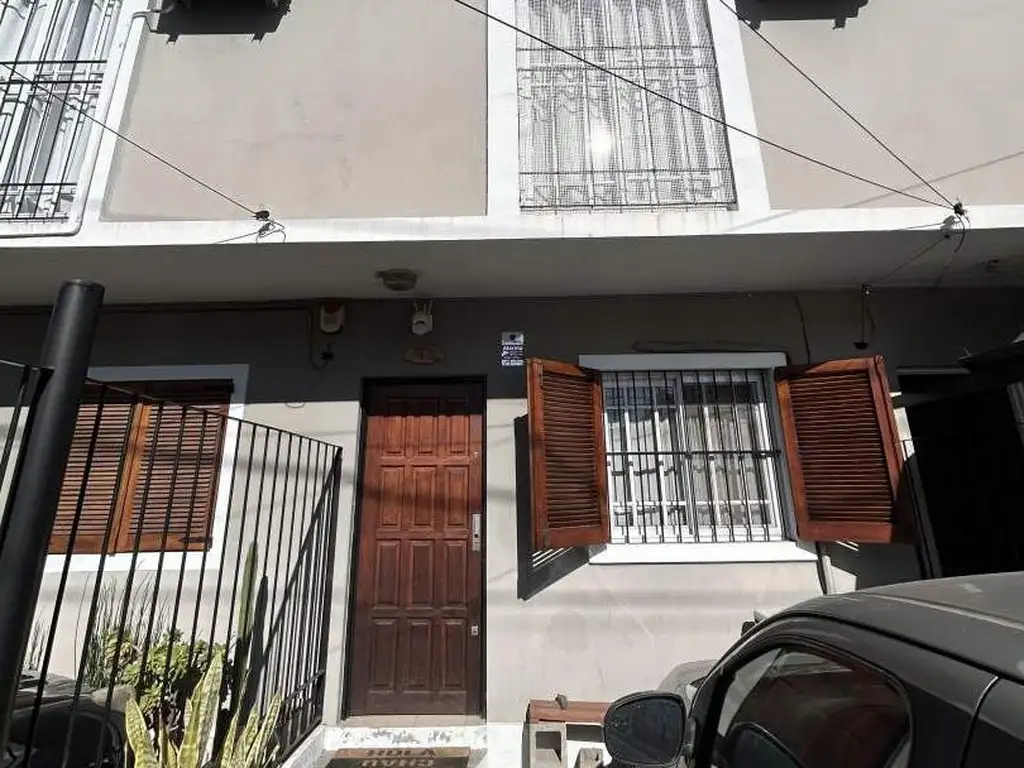 Hermosa Casa En Venta En Martin Coronado, Tres De Febrero, G.b.a. Zona Oeste