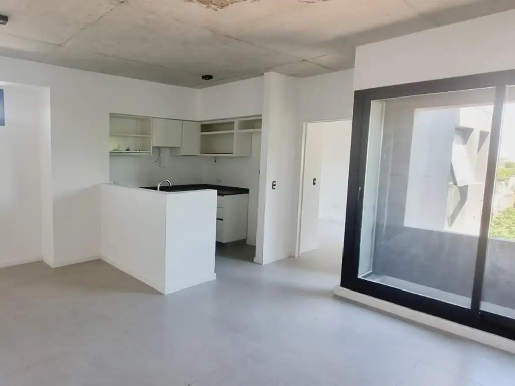 Venta 2 ambientes, con balcón, en Villa Devoto