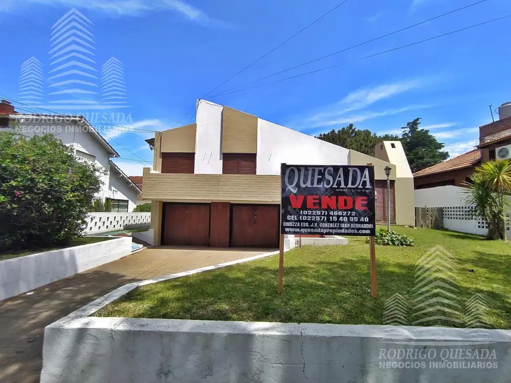 Casa mas departamento de dos ambientes en un hermoso barrio residencial de Mar de Ajo