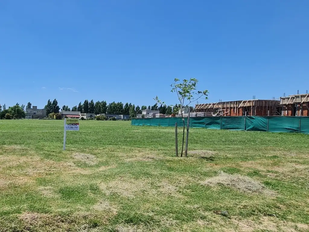 Venta de Lote En  El  Bº Club De Campo La Concepción II , Lujan