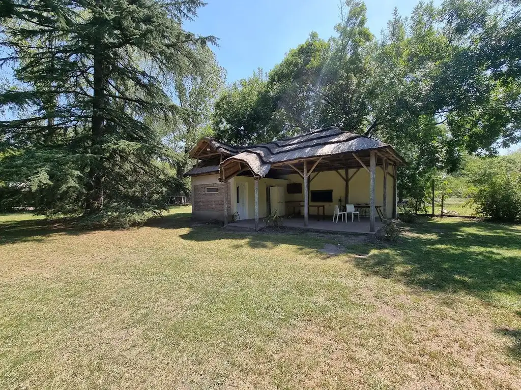 Venta  - Barrio Los Pinos - Exaltación de la Cruz