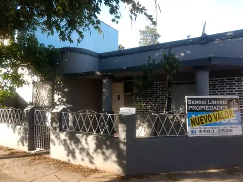 CASA AMERICANA sobre Lote de Esquina - Foto 0