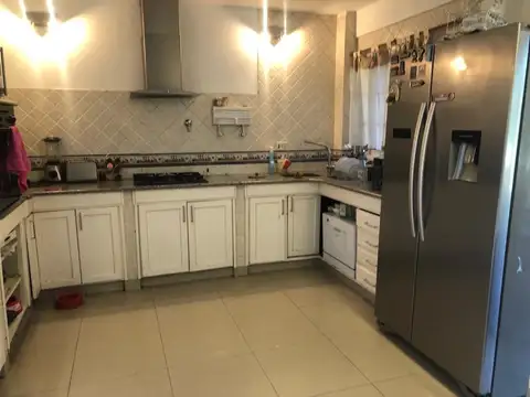 Casa en Venta en Banco Provincia - 5 ambientes