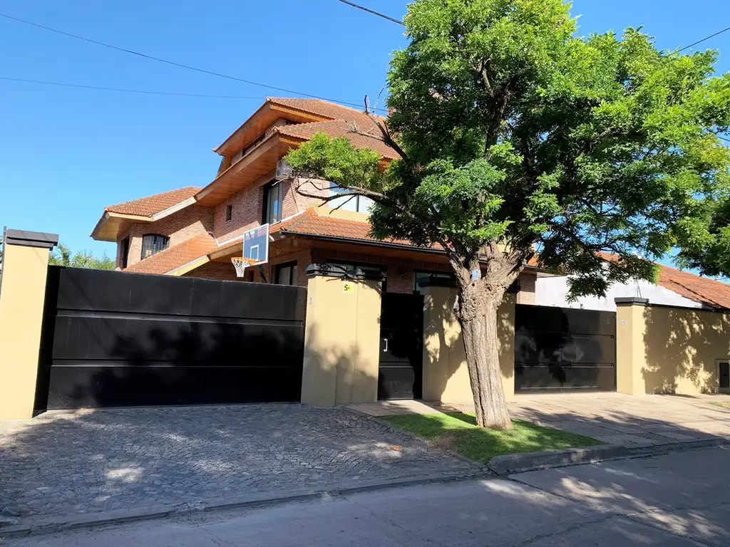 Casa  en Venta en El Casco, General Pacheco, Tigre