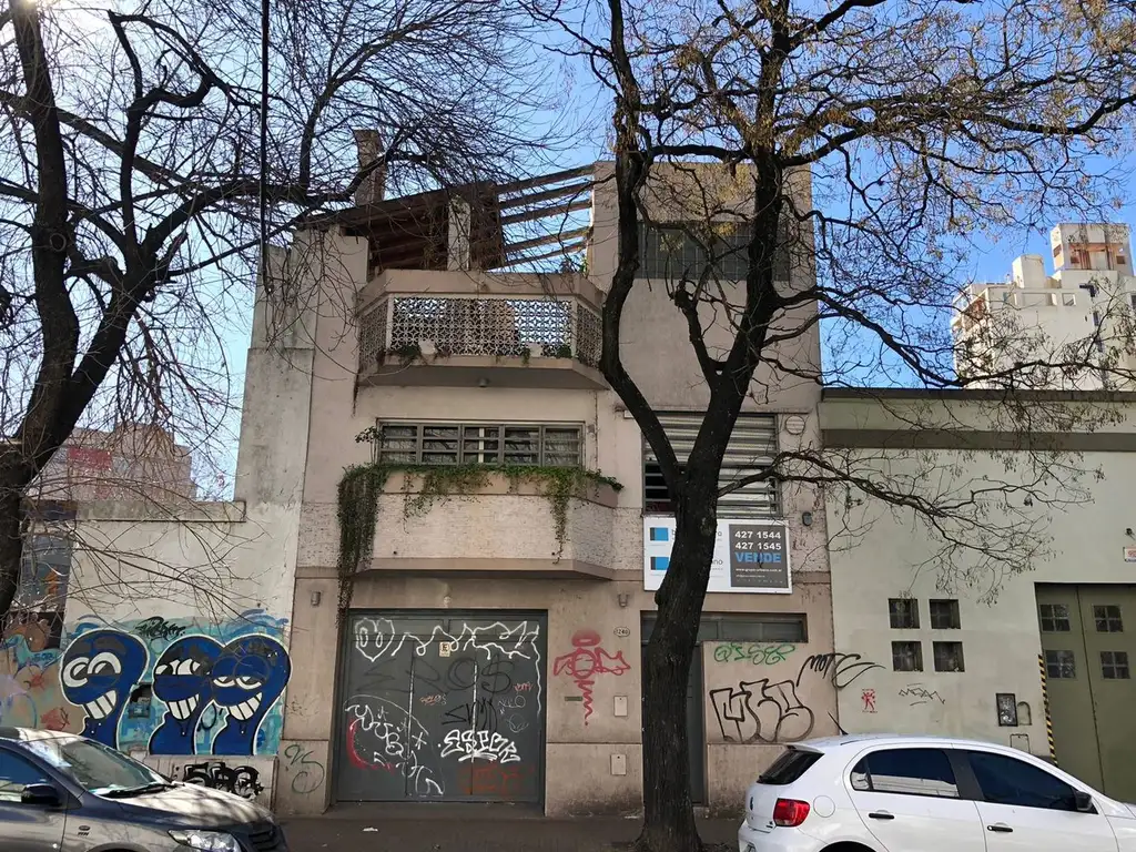 Casa en Venta en La Plata [Cod: -1573]