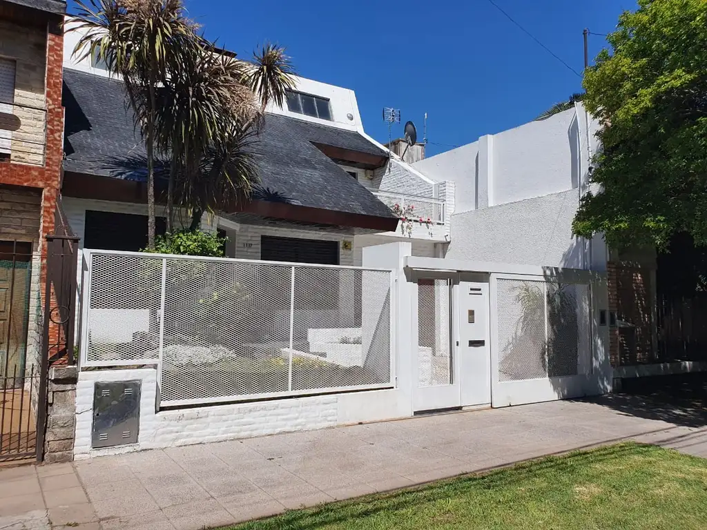 VENDO CASA Excelente estado PADUA SUR 4 Dormitorios