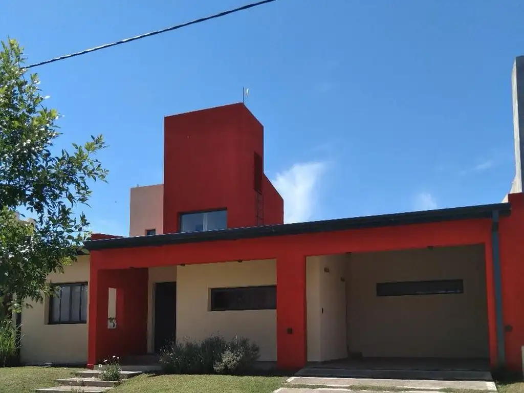 VENTA Casa 3 dormitorios en Comarca de Allende - Villa Allende -  Córdoba