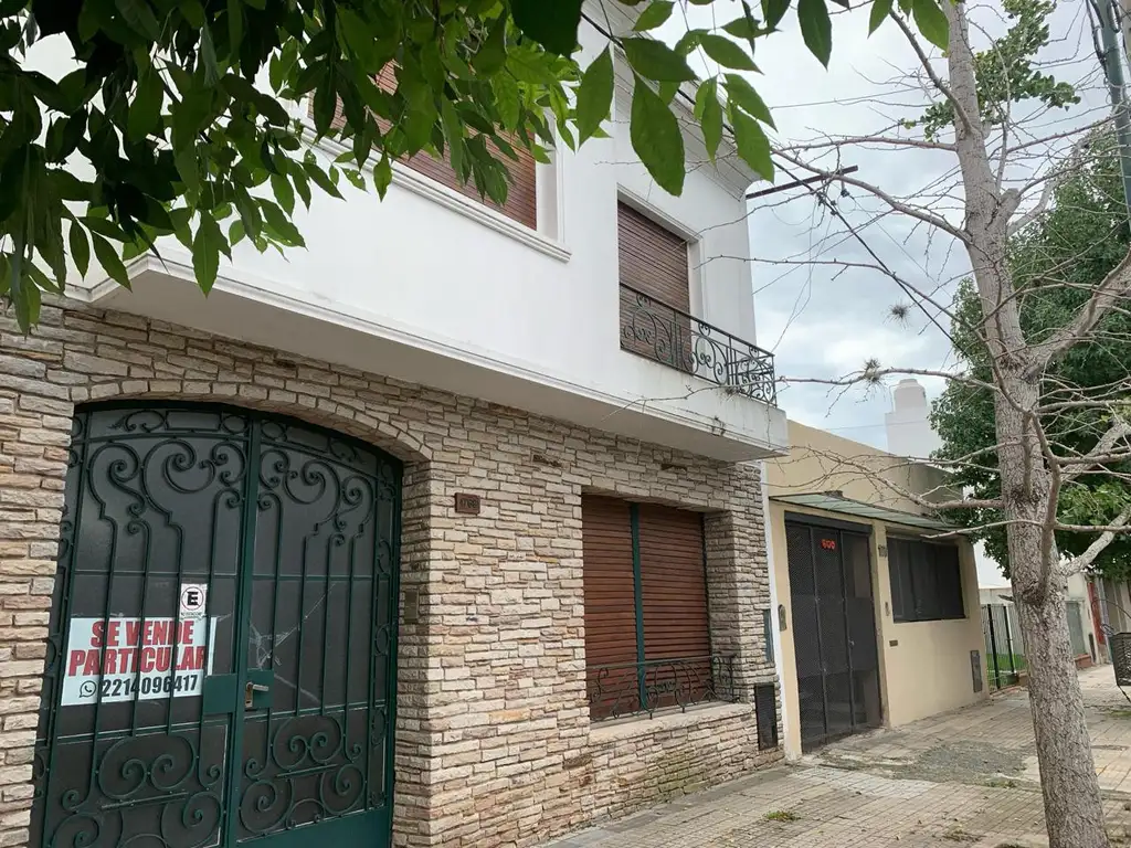 Oportunidad!! Casa en calle 3 entre 68 y 69