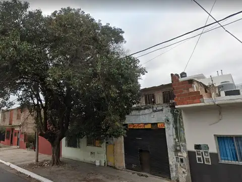 CASA / LOTE 10 X 20 SOBRE CALLE MADARIAGA (SAN JUSTO)