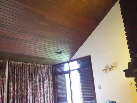 Casa en Venta en Bosque Alegre - 4 ambientes