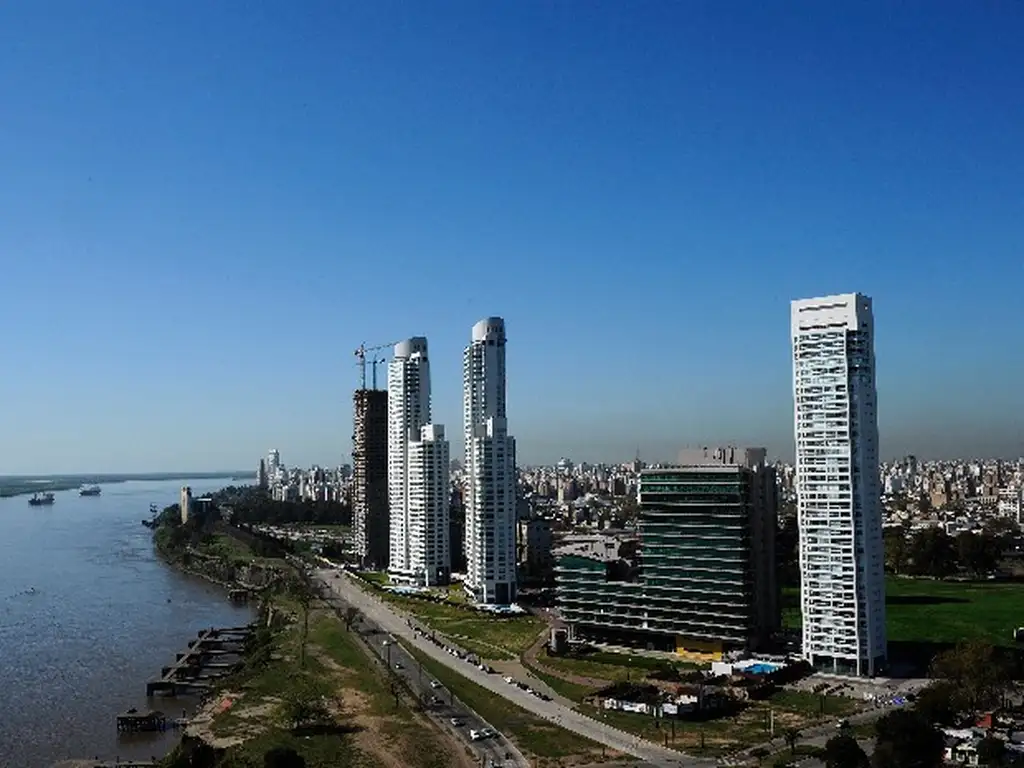 ROSARIO, Centrico terreno, apto construcción, oficinas, cocheras y departamentos