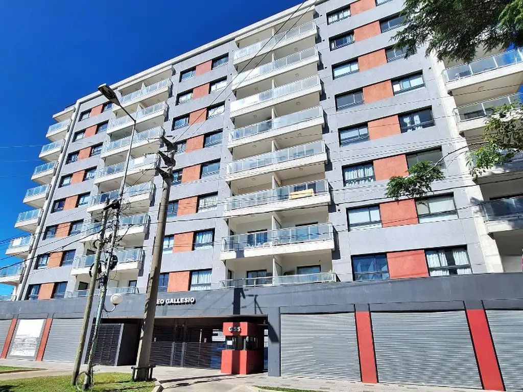 Moderno Depto en Edificio "Paseo Gallesio" 2do Piso al Frente c/1 dormitorio.