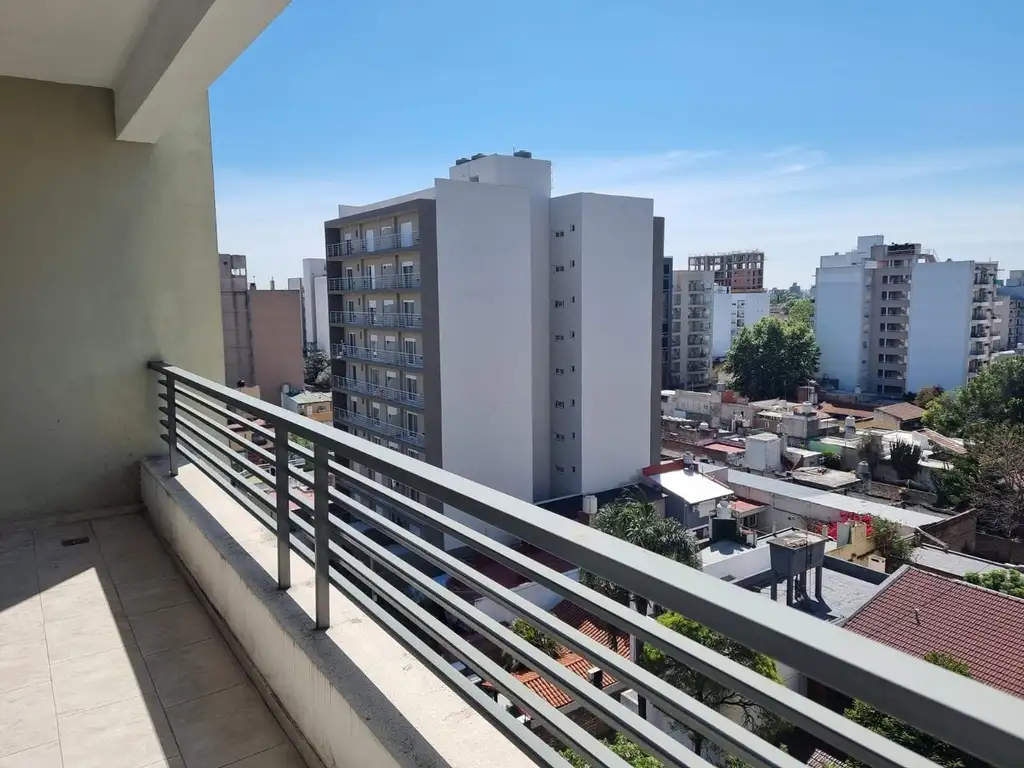 Venta Depto 2 Amb A Estrenar con Balcón - Caseros