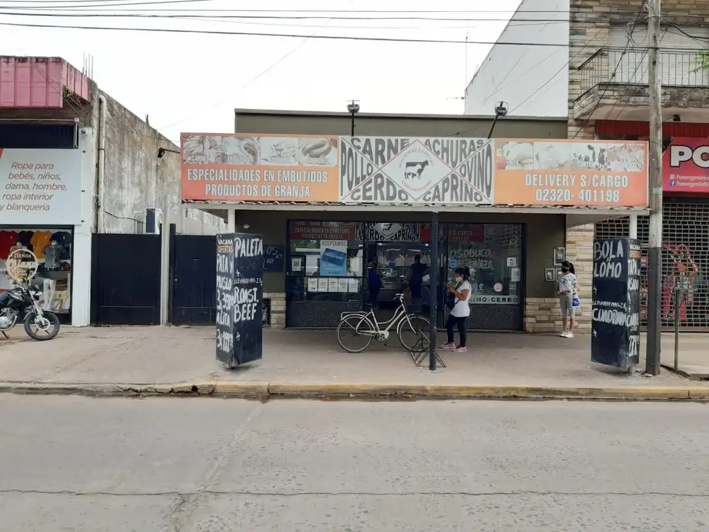 Local con vivienda ubicado en centro de Del Viso, zona comercial