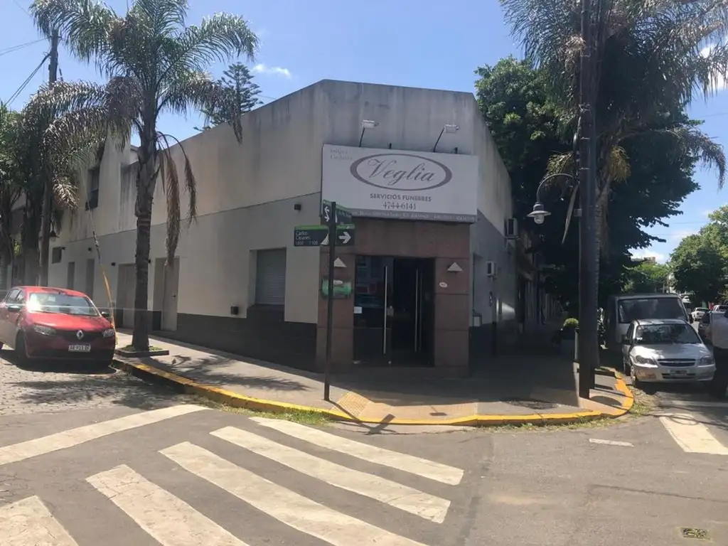 COCHERIA LOCAL COMERCIAL IMPORTANTE ESQUINA