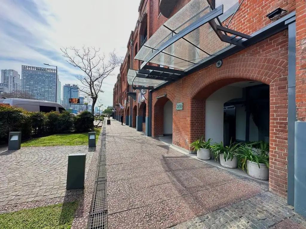 Oficina en Venta Puerto Madero con Cochera